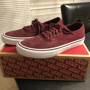 NWT! Vans Authentic Pro Port shoes